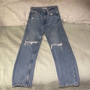 Zara 90’s Straight Leg Jeans - Ripped at Knees